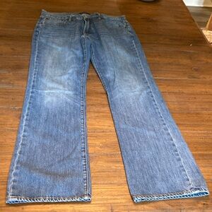 GAP Men’s Boot Cut Jean 34x34